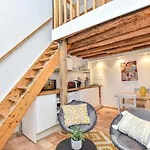 Splendid Duplex - 1Br-2P - Notre Dame-Ile St-Louis